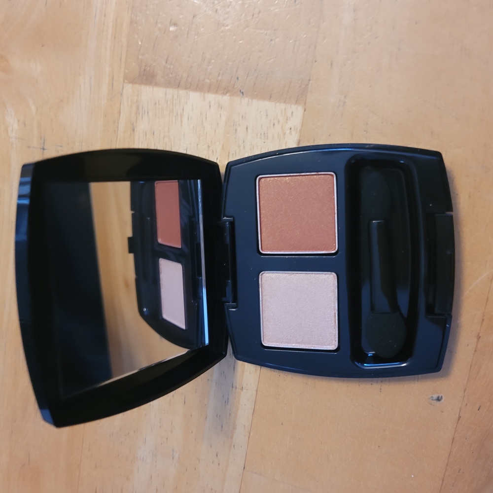 AVON Brown and Cream Eyeshadow Palette Matte Finish
